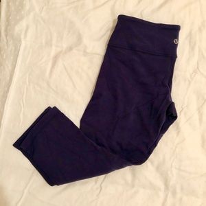 Lululemon Wonder Under 3/4 Crops Reversible Navy
